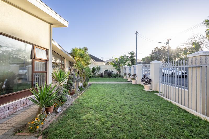 3 Bedroom Property for Sale in Clamhall Western Cape